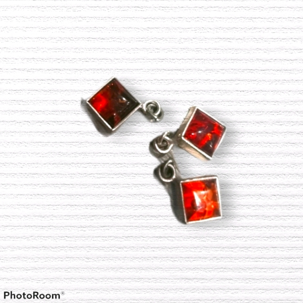 🍀3/$30 Vintage necklace bracelet Charms